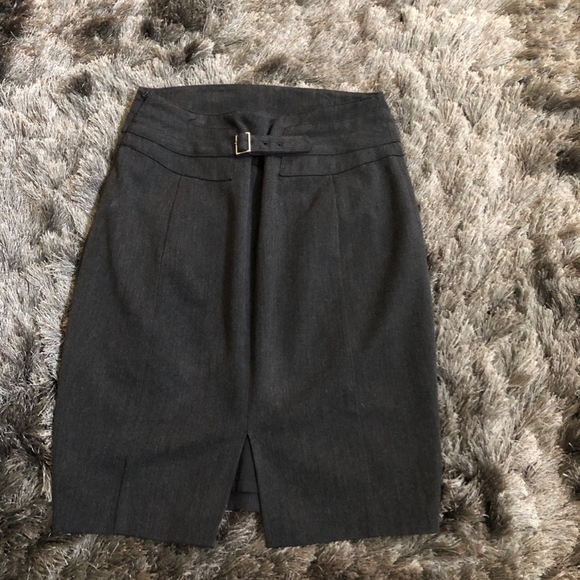 Express HIGH-WAIST BUCKLE-BACK PENCIL SKIRT - Picture 4 of 4